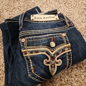 Rock revival Betty 26" x 30"